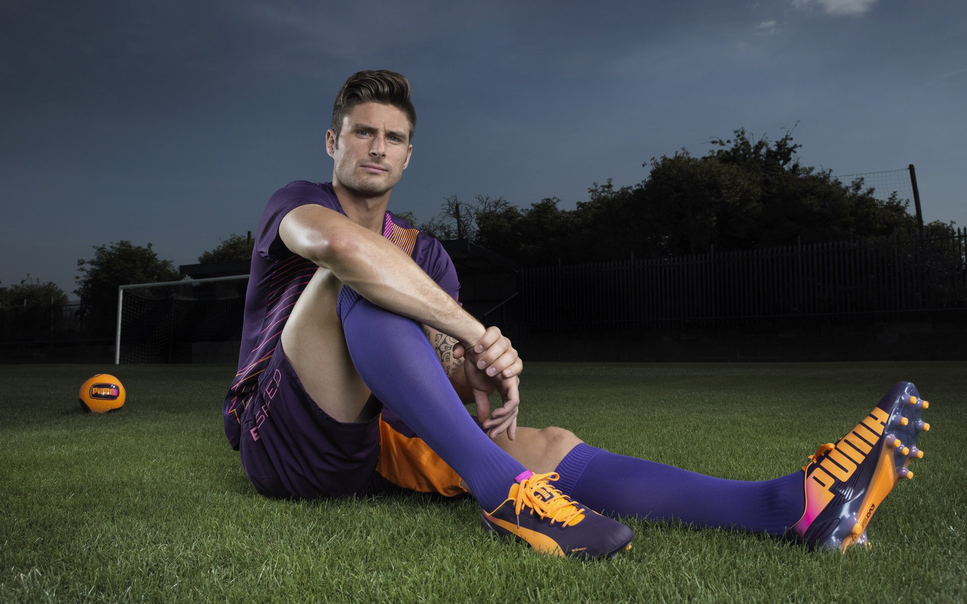 中超焦点之战引全网关注，中超点球新闻